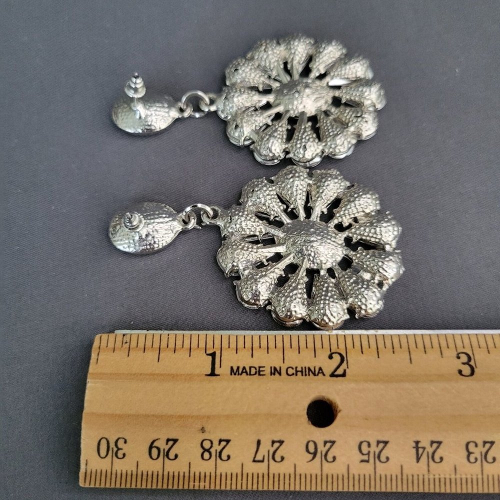 Womens Silver Tone Clear Crystal Teardrop Flower Fashion Dangle Earring 2 1/2 in - Picture 5 of 5